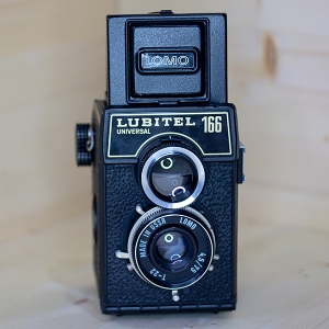 가산카메라 로모 루비텔 Lomo Lubitel 166 Universal -1984년 T-22 75Mm F4.5 (스트랩포함)/95%